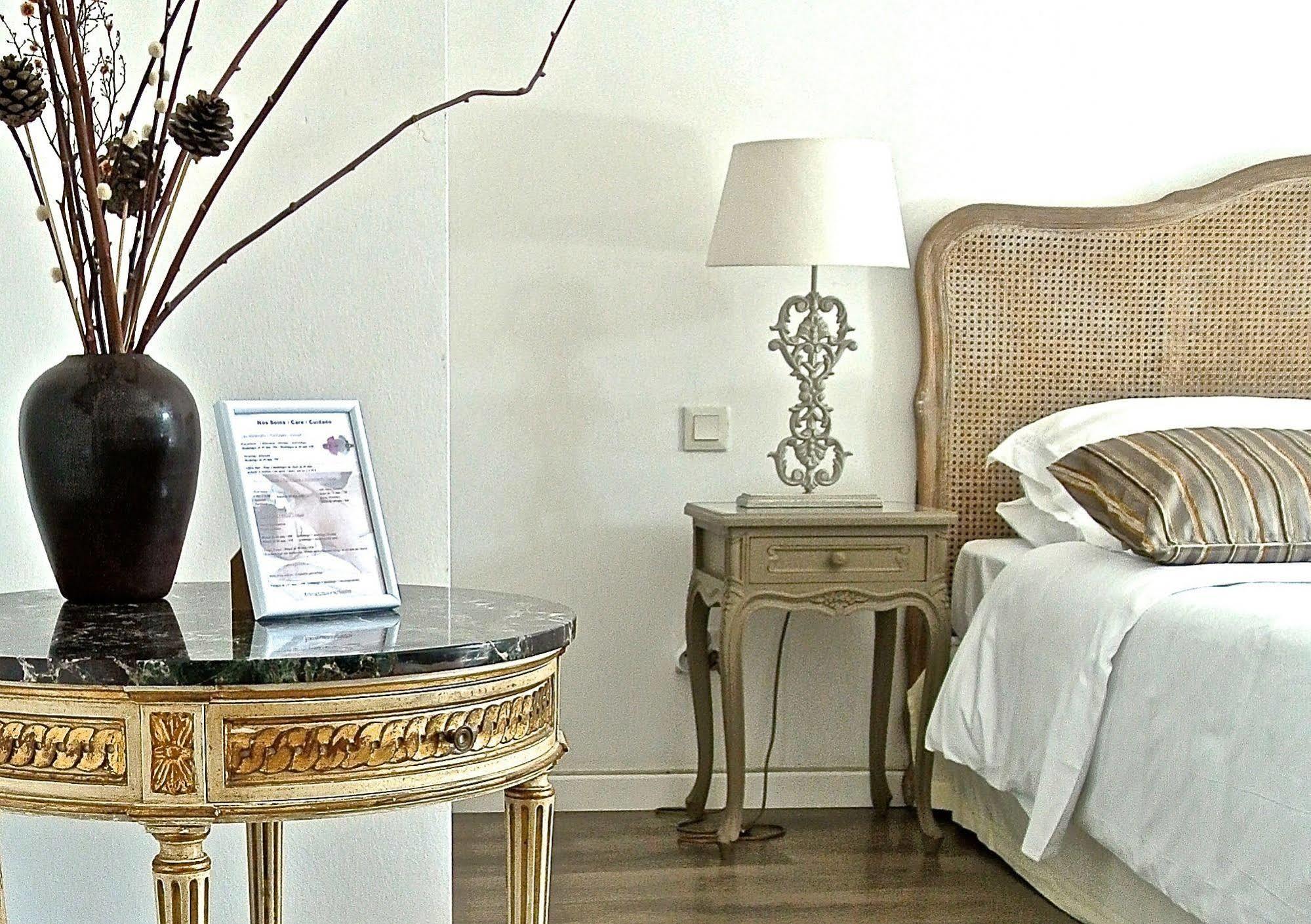 Отель Le Relais Des Chartreuses Ле-Булу Экстерьер фото